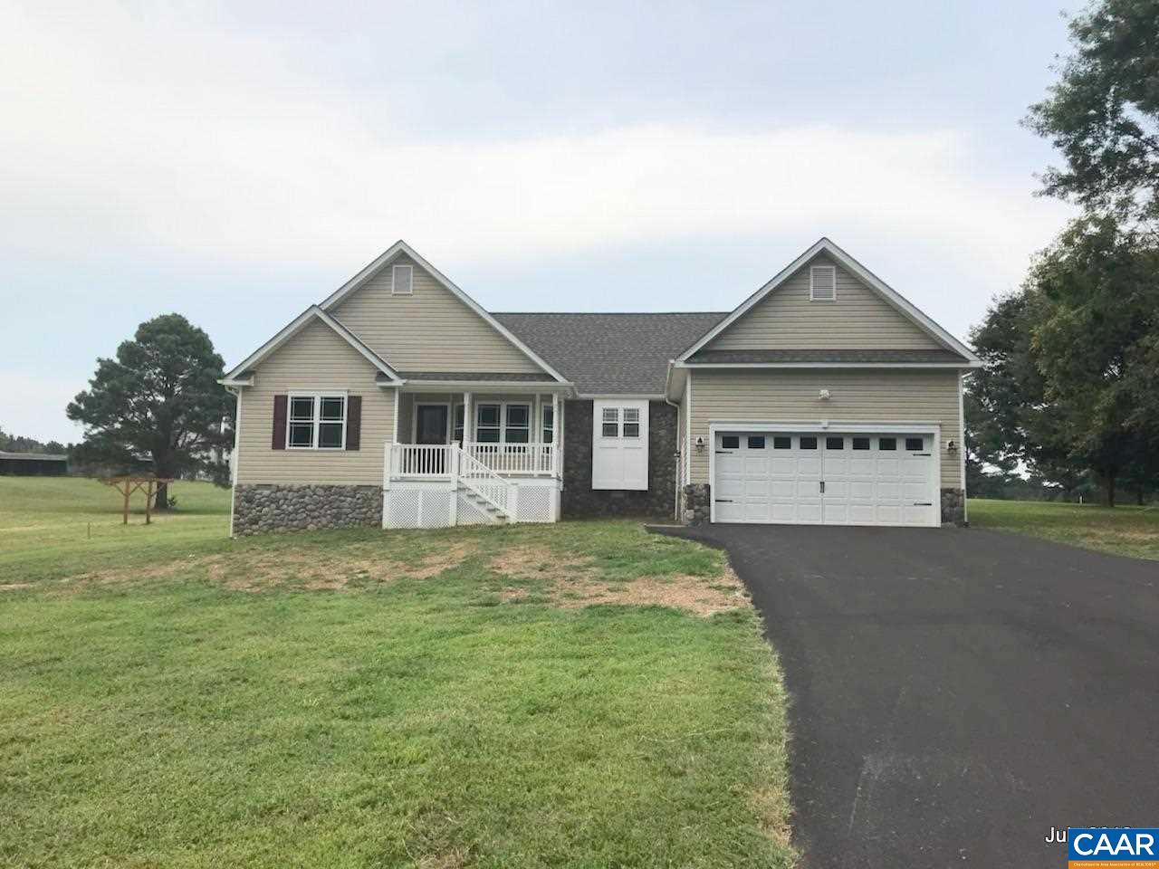128 Woodger Cir - Photo 1