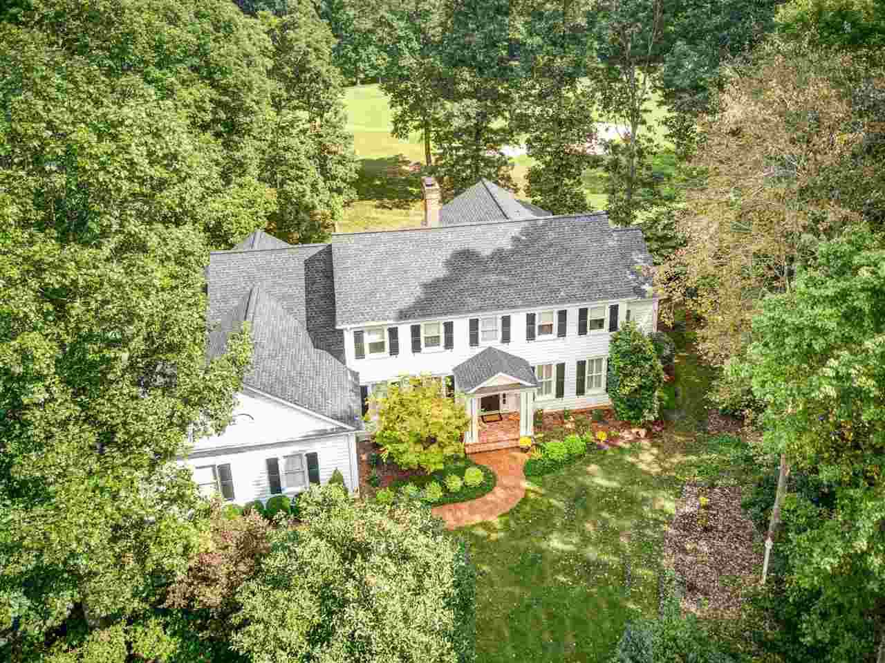 1555 Elgin Ct - Photo 1