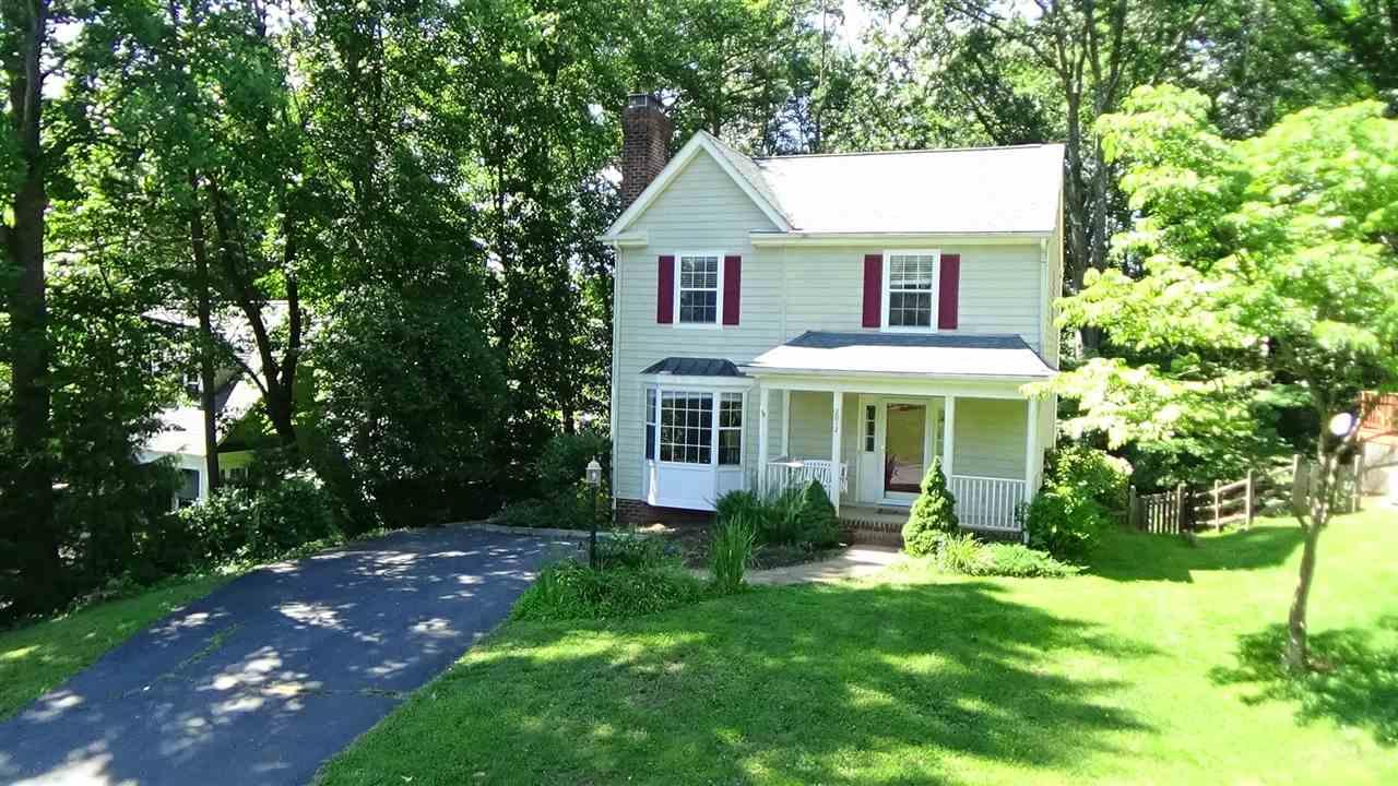 2012 Locke Ln - Photo 1