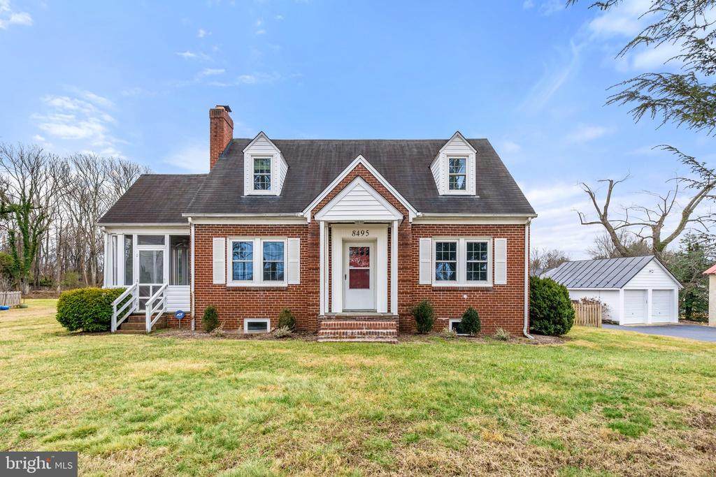 8495 Main - Photo 1