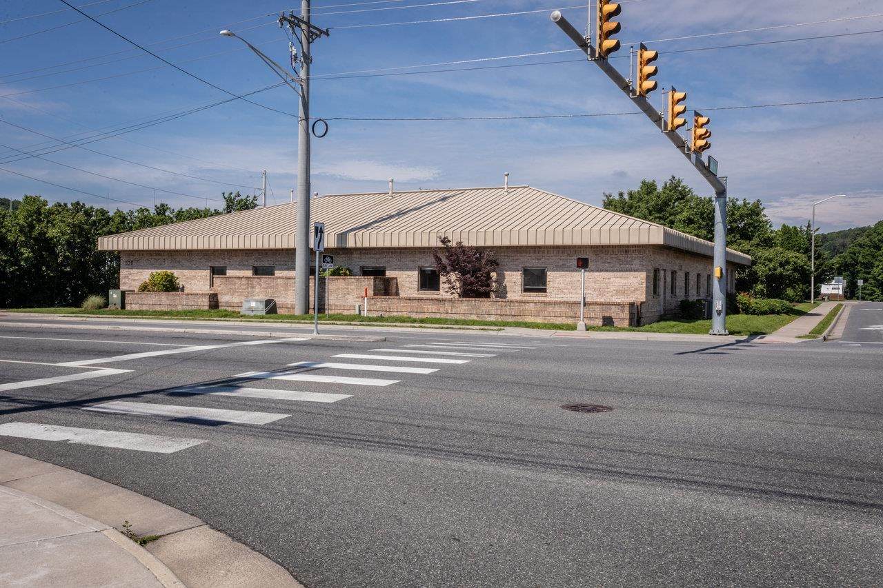 530 Neff Ave - Photo 1