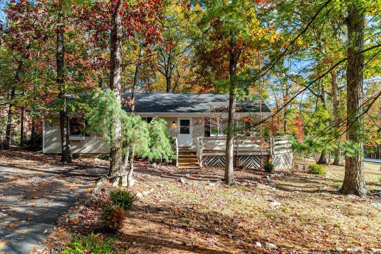 2490 Hopkins Dr - Photo 1