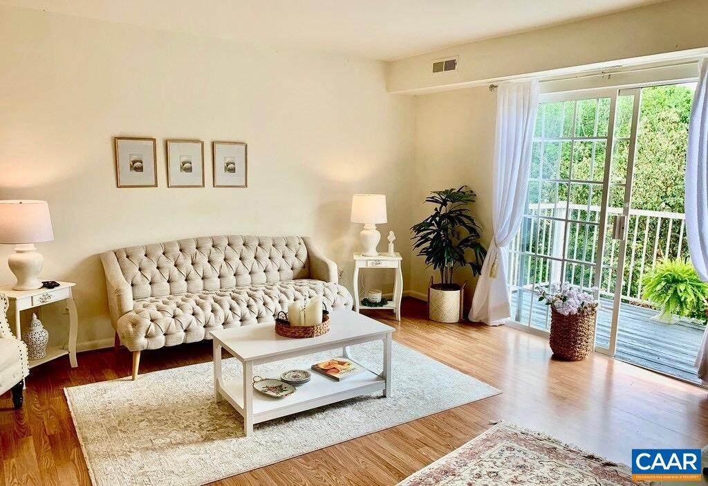 840 Runnel Ct - Photo 1