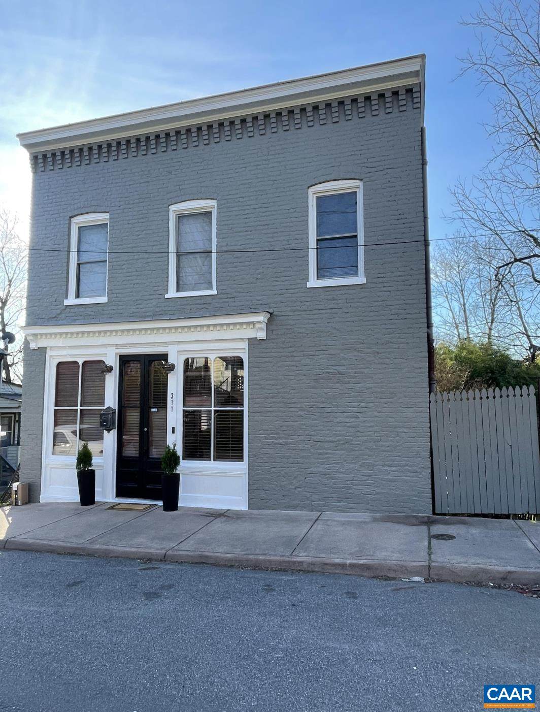 311 5TH ST - Photo 1