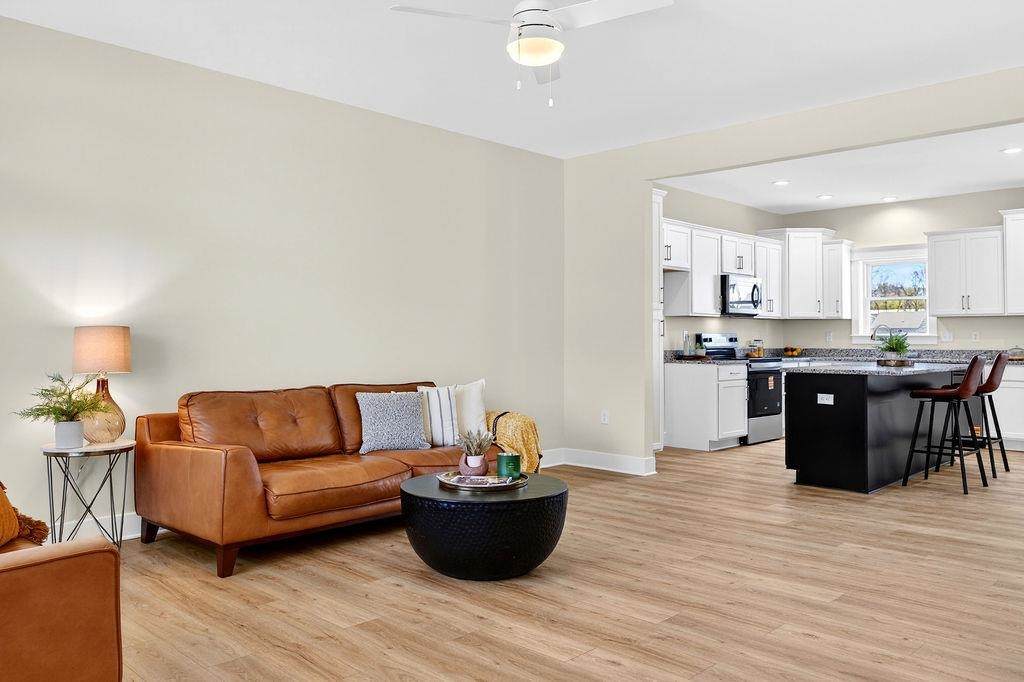 135 Langley Dr - Photo 1