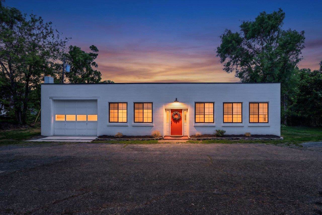1088 College Ave - Photo 1
