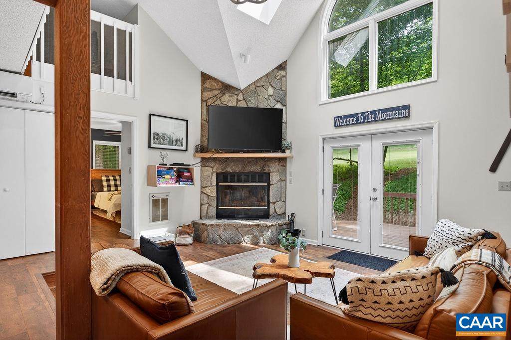 20 Blue Ridge Ct - Photo 1