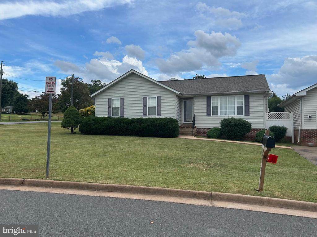  Wayland Rd - Photo 1