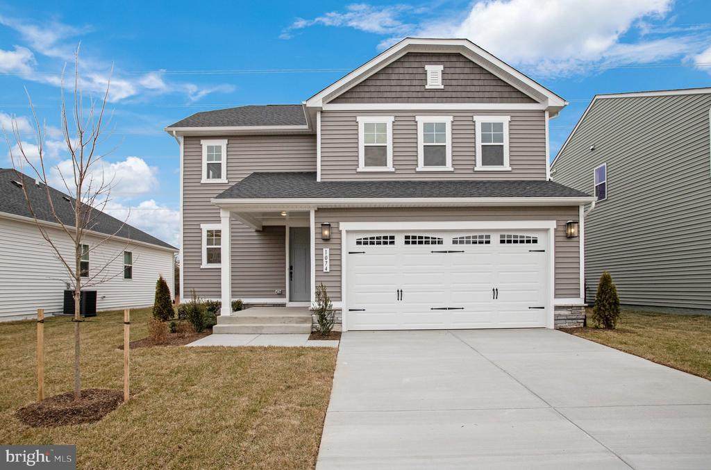 1074 Winter Pl - Photo 1