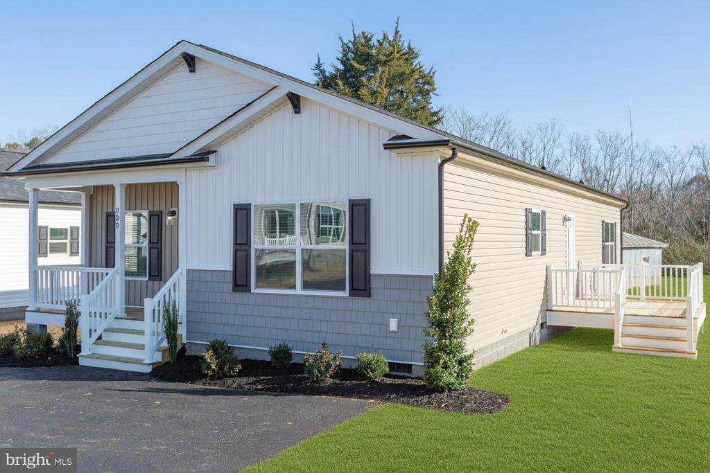 830 Mineral Ave - Photo 1