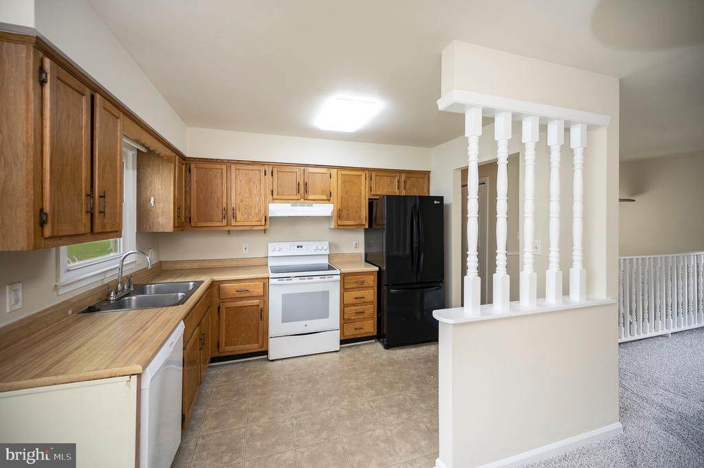 2111 Mill Garden Dr - Photo 1