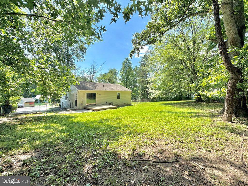 405 Cleveland Ct - Photo 1