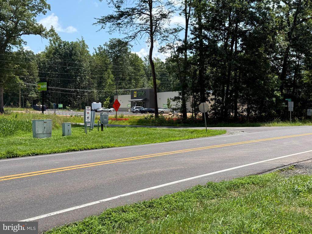 Zachary Taylor Hwy - Photo 1
