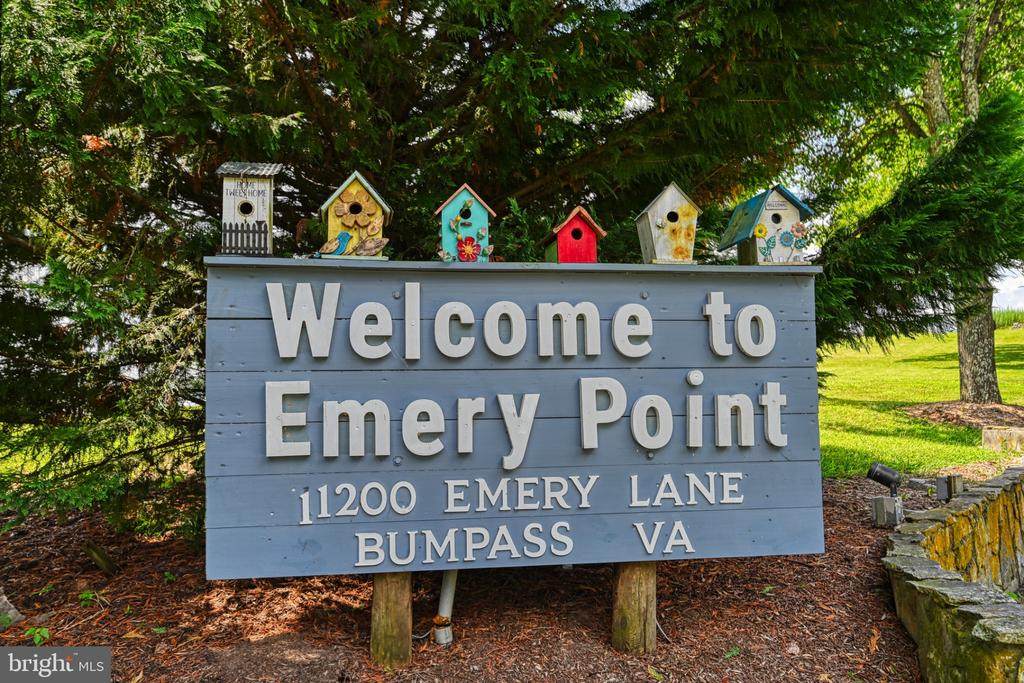 11200 Emery Ln - Photo 1