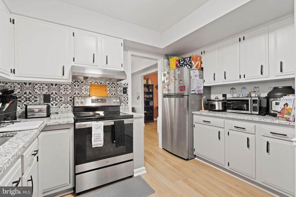 5817 Up A Way Dr - Photo 1