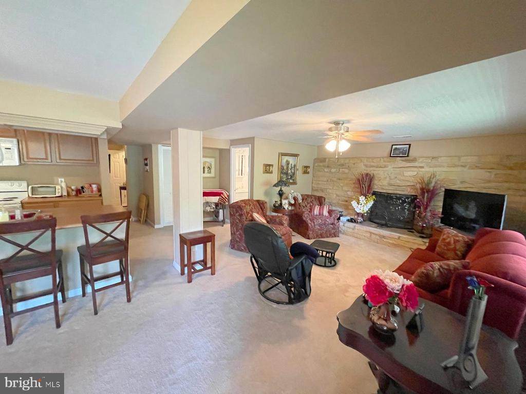 447 Riverside Dr - Photo 1