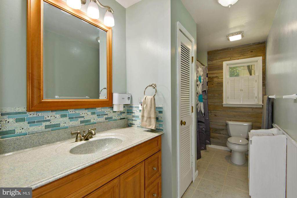 4195 Narrows Ln - Photo 1