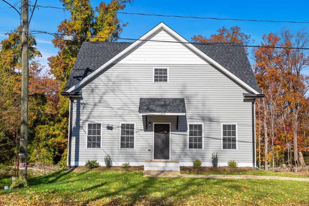 309 Ivanhoe Ave - Photo 1