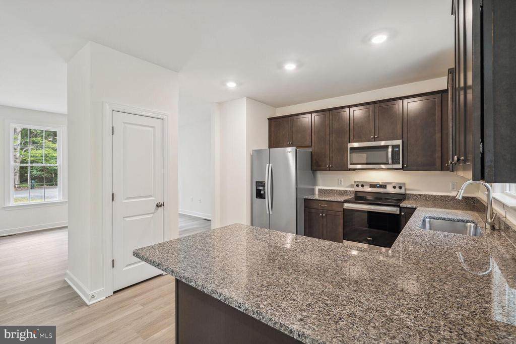 10813 Lake Shore Ln - Photo 1