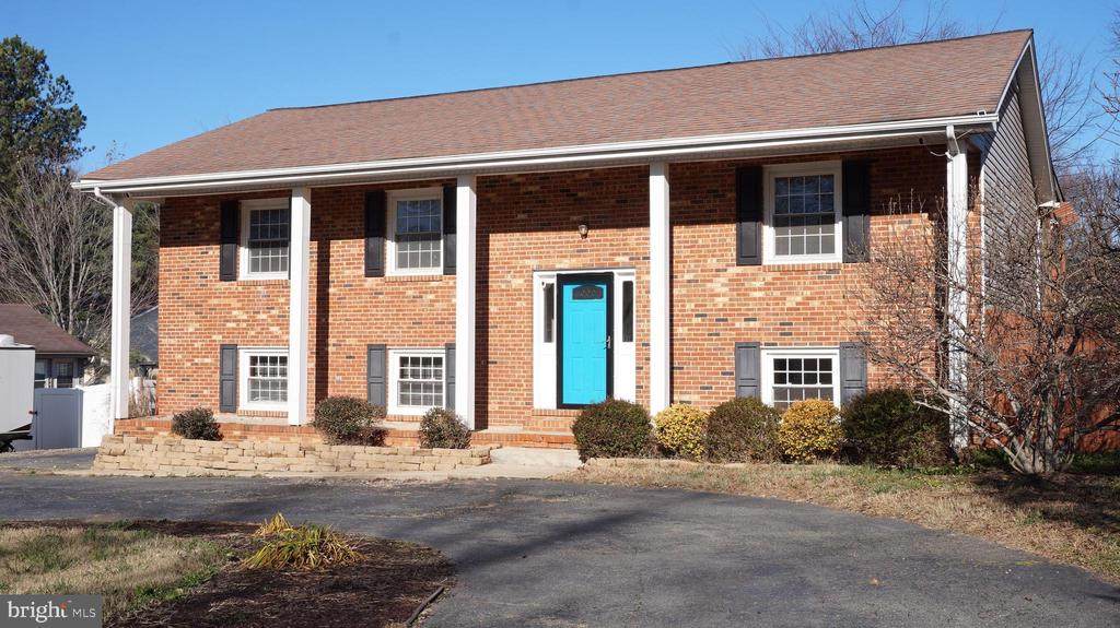 5823 Jackson Rd - Photo 1
