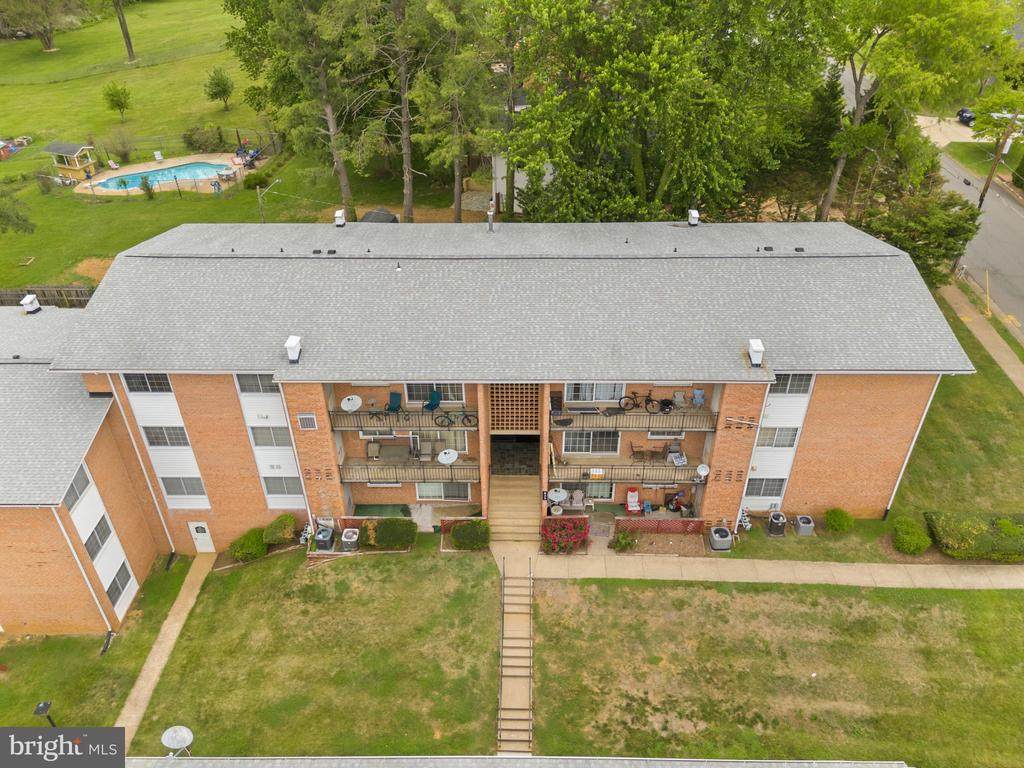 635 Waterloo Rd - Photo 1