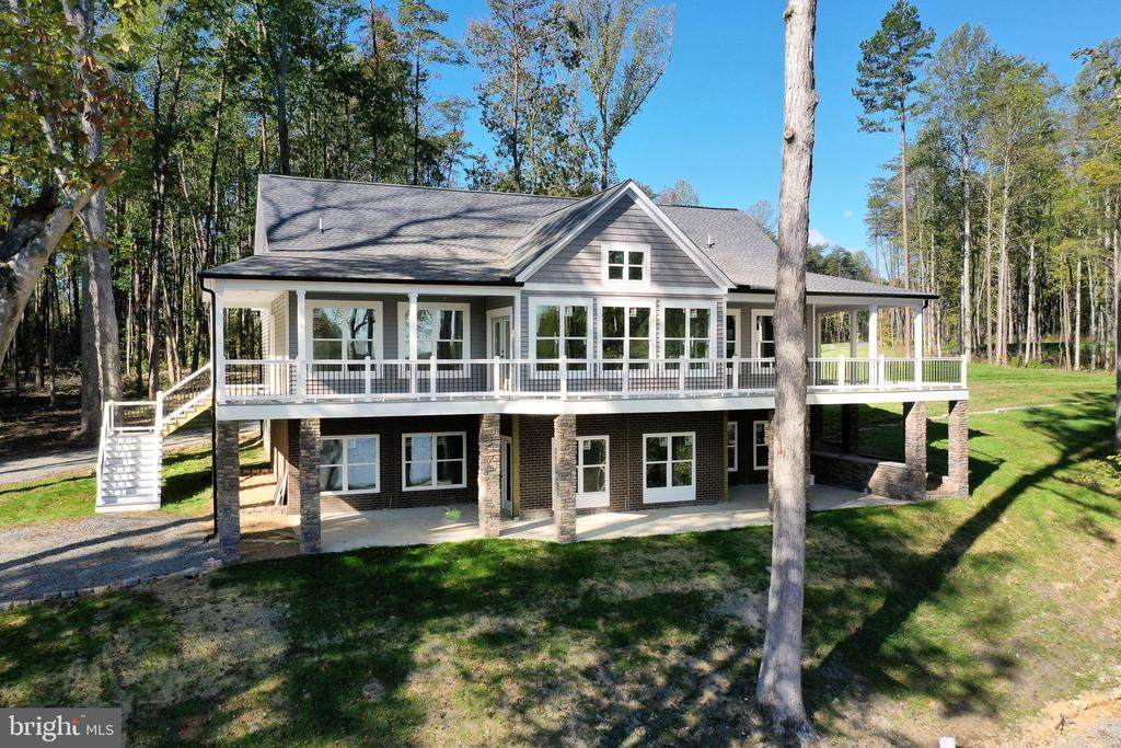 1691 Buckners Ln - Photo 1