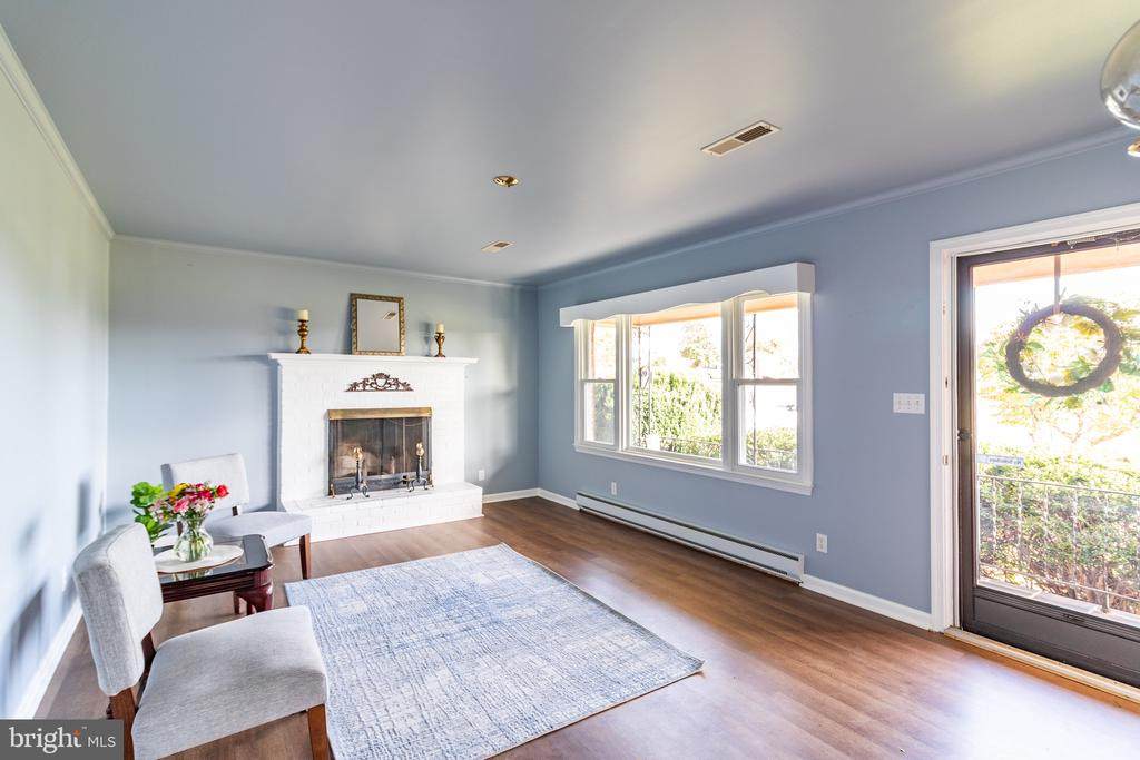 16505 Ridgeway Rd - Photo 1