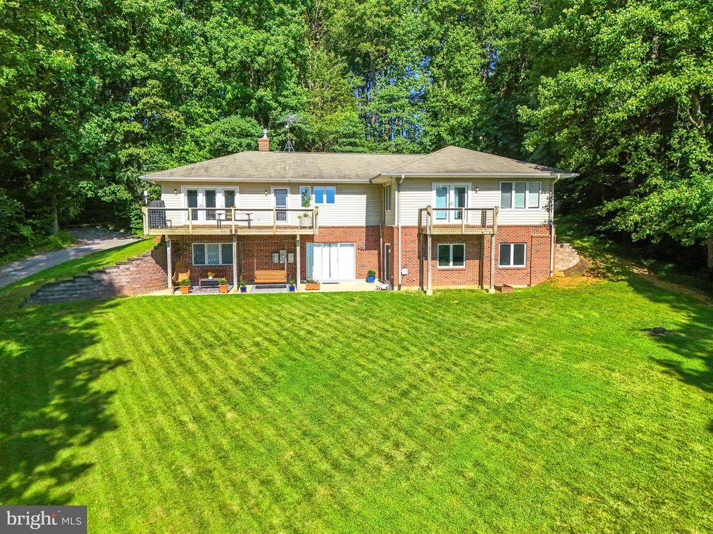 46 Rock Ridge Ln - Photo 1