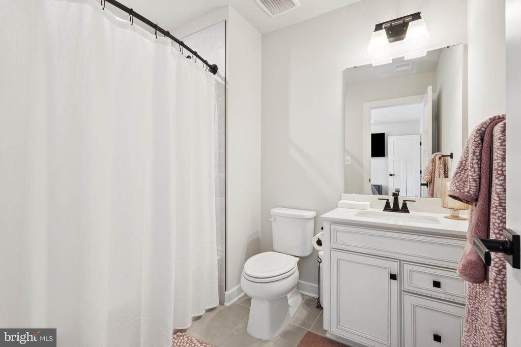 10706 Green Leaf Run - Photo 1