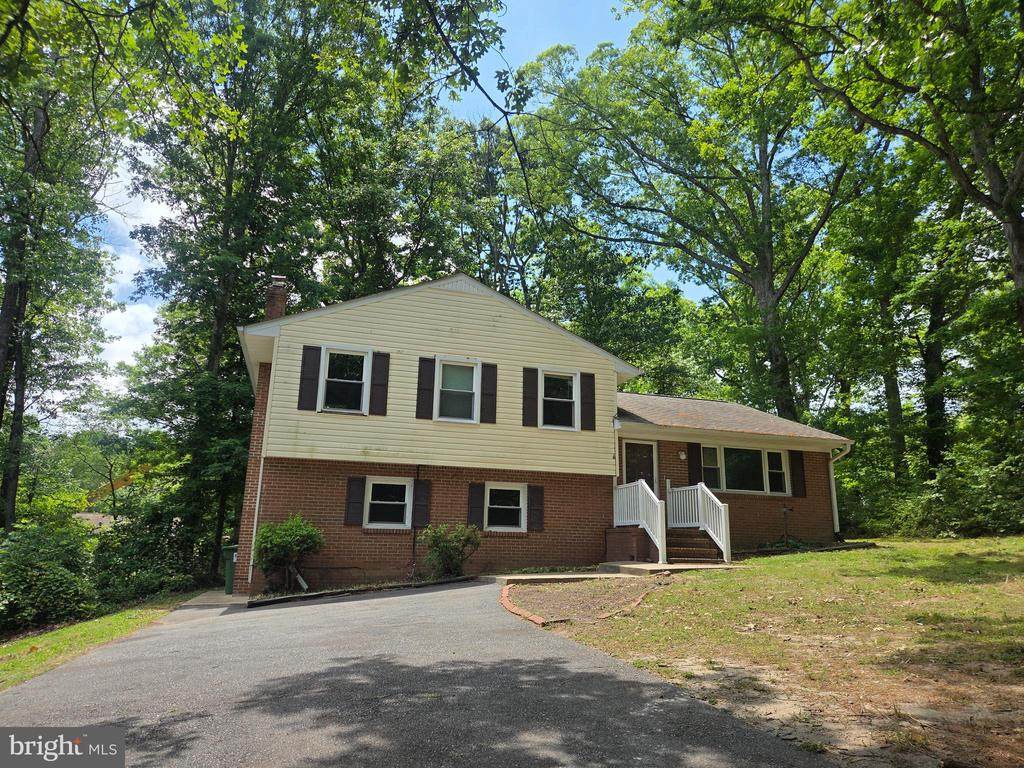 104 Crutchfield Cir - Photo 1