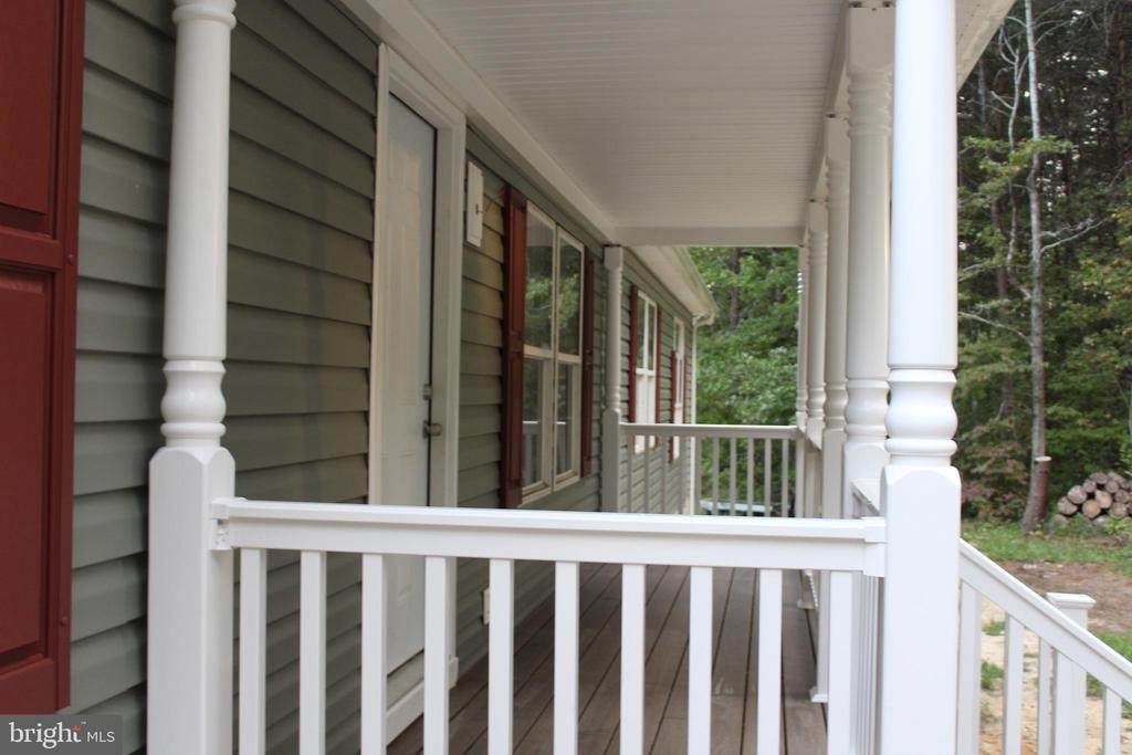 2005 Country Rd - Photo 1