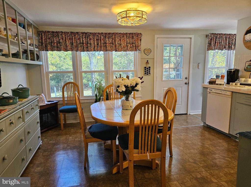 5364 Woodside Ln - Photo 1