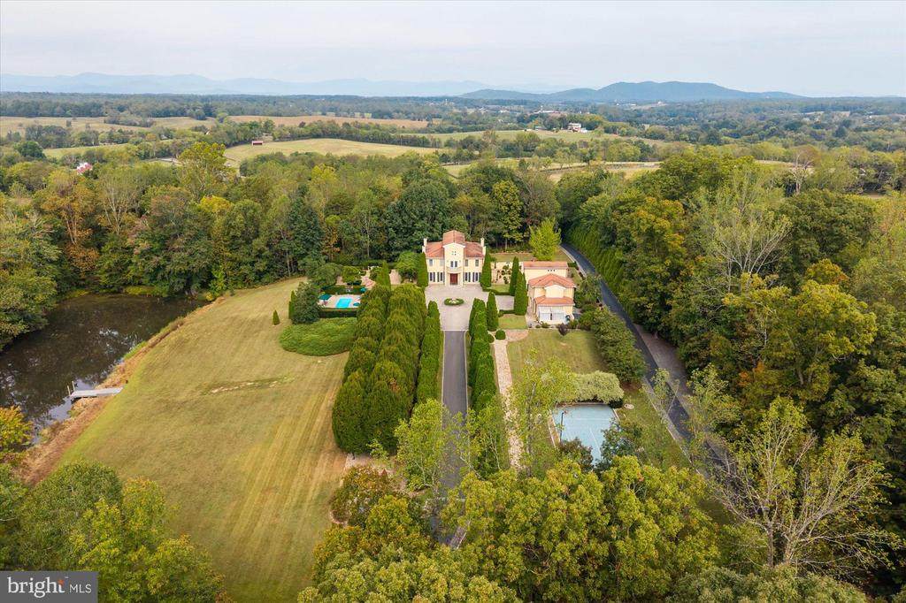 1674 James Madison Hwy - Photo 1