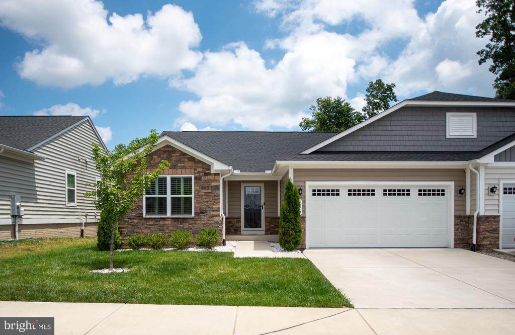 8859 Marlow Dr - Photo 1