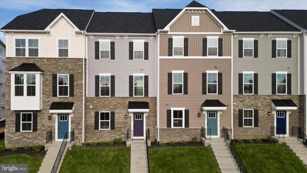 9390 Tanfield Dr - Photo 1
