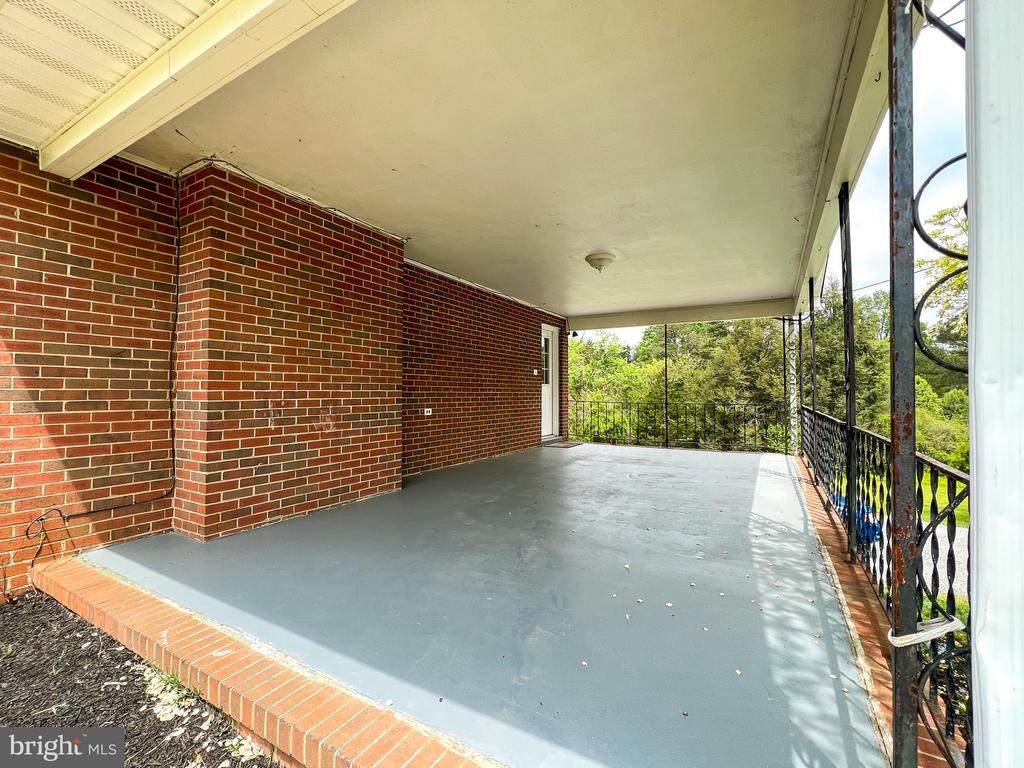 7215 James Monroe Hwy - Photo 1