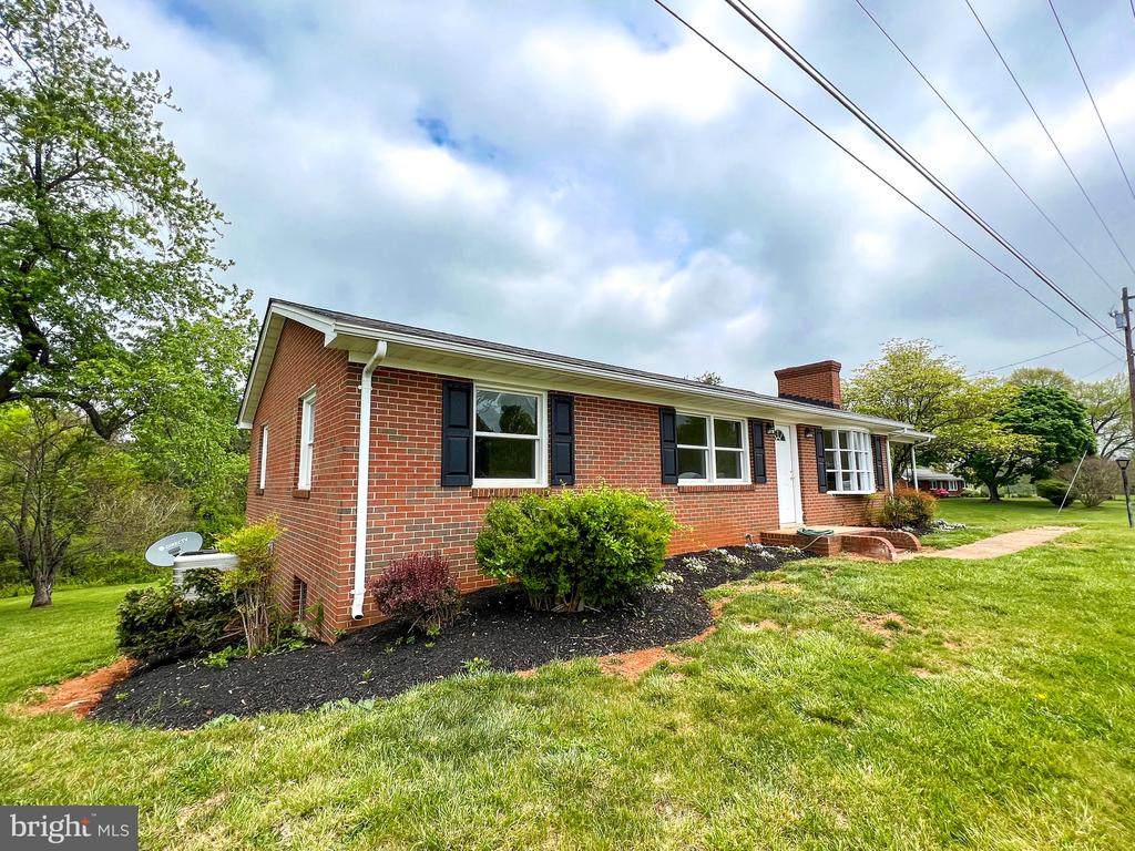 7215 James Monroe Hwy - Photo 1