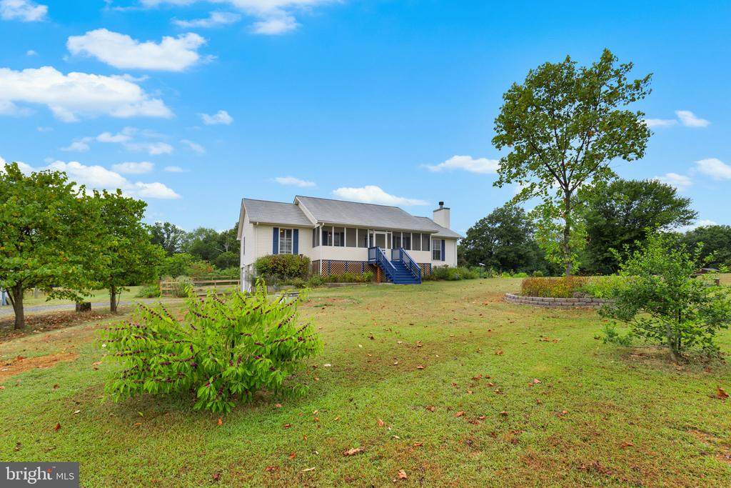 9178 Hannah Dustin Ln - Photo 1