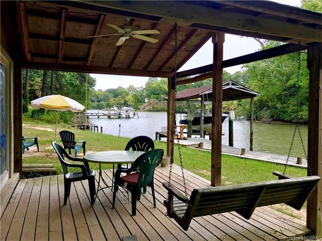 588 Queens Point Drive - Photo 1