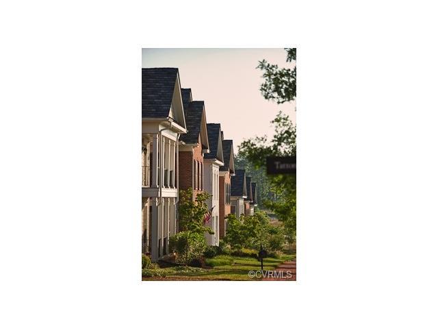 1001 Southwark Lane - Photo 1