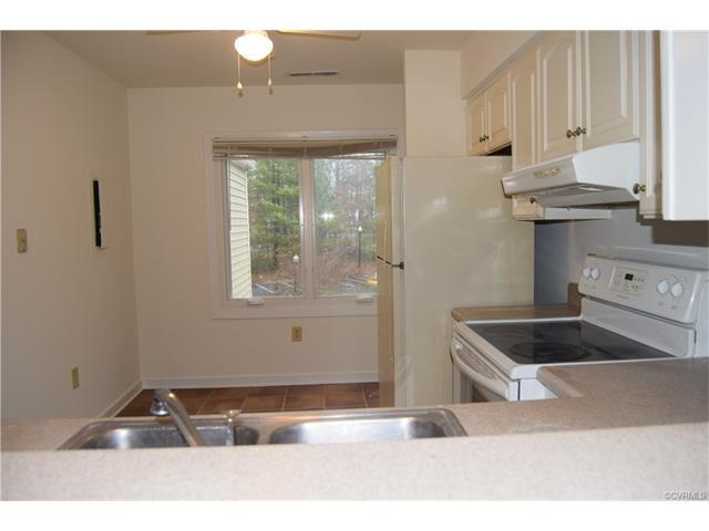 124 Water Pointe Court - Photo 1