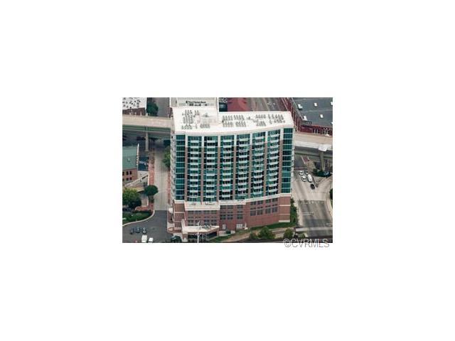 301 Virginia Street - Photo 1