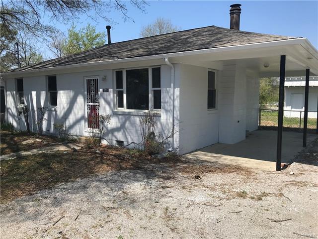 25509 Surry Avenue - Photo 1