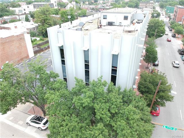 112 Clay Street - Photo 1