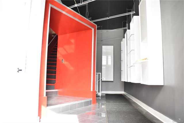 823 Broad Street - Photo 1