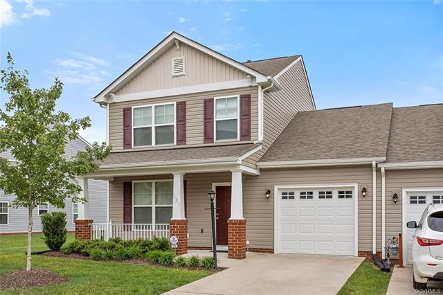 121 New Market Village - Photo 1