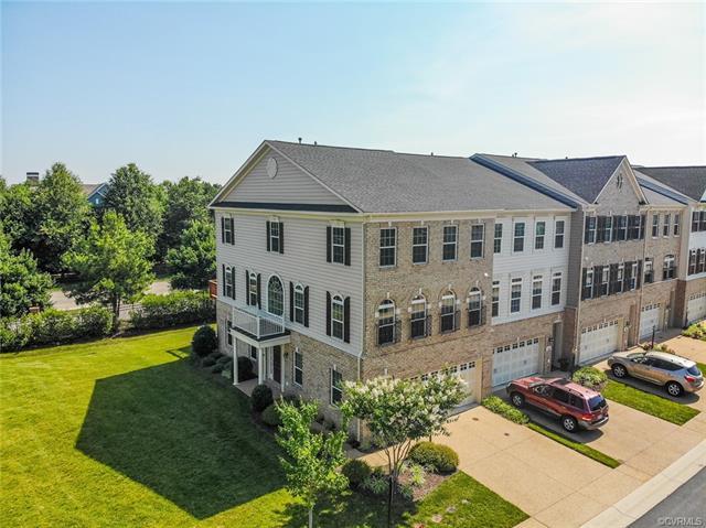 520 Siena Lane - Photo 1