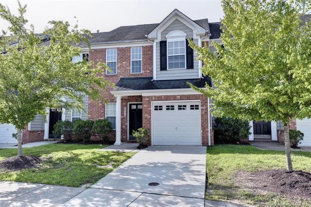 4635 Revolutionary Way - Photo 1