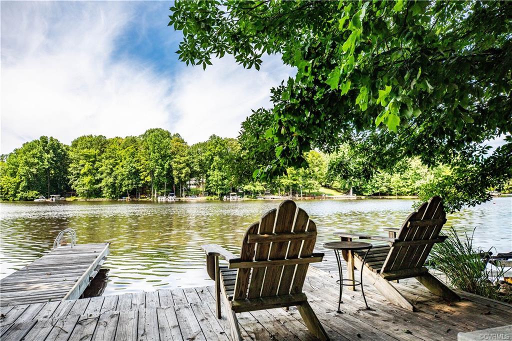 540 Lake Caroline Drive - Photo 1