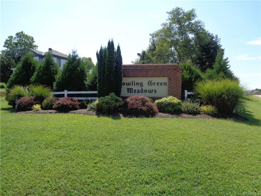 160 Dickinson Drive - Photo 1